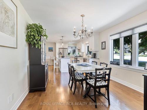 22 King St S, Innisfil, ON - Indoor Photo Showing Dining Room