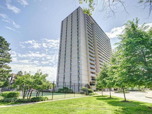 704-812 Burnhamthorpe Rd, Toronto, ON - Outdoor With Facade