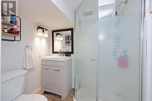 9 Berkshire Avenue, Toronto (South Riverdale), ON - Indoor Photo Showing Bathroom