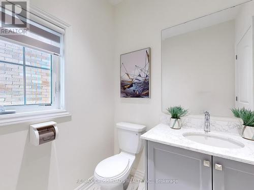 70 Kentledge Avenue, East Gwillimbury (Holland Landing), ON - Indoor Photo Showing Bathroom