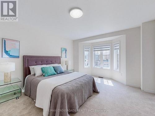 70 Kentledge Avenue, East Gwillimbury (Holland Landing), ON - Indoor Photo Showing Bedroom