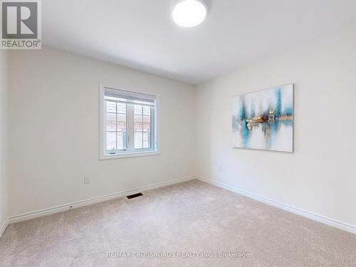 70 Kentledge Avenue, East Gwillimbury (Holland Landing), ON - Indoor Photo Showing Other Room