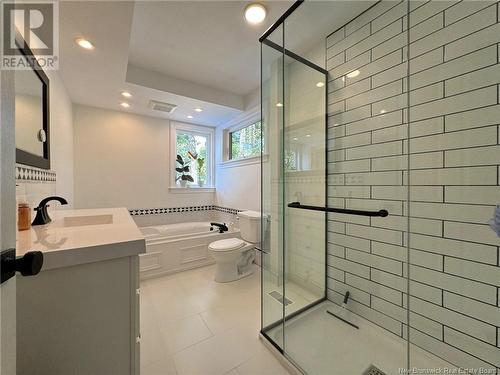 2773 Rothesay Road, Rothesay, NB - Indoor Photo Showing Bathroom