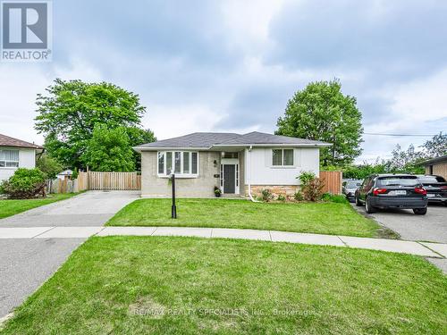 24 Parkway Avenue, Brampton, ON - Outdoor With Facade