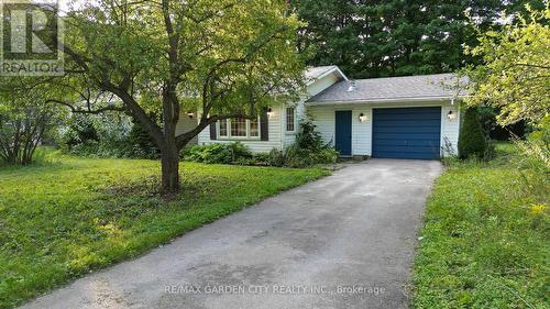 24 Parkside Avenue, South Bruce Peninsula, ON - Outdoor With Facade