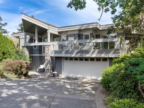 4394 Wildflower Lane, Saanich, BC 