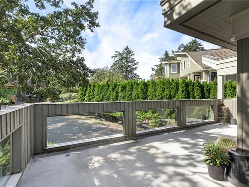 4394 Wildflower Lane, Saanich, BC 