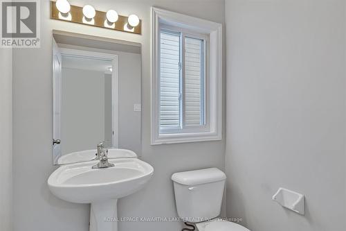 55 Truax Street, Kawartha Lakes (Lindsay), ON - Indoor Photo Showing Bathroom