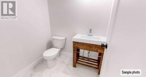 1 Tanglewood Lane, Torbay, NL - Indoor Photo Showing Bathroom