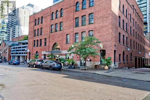 1410 - 5 St Joseph Street, Toronto (Bay Street Corridor), ON - Outdoor