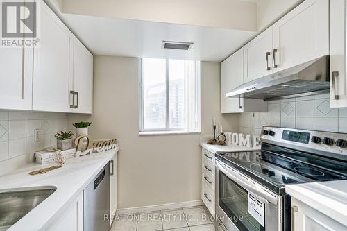 1902 - 3 Pemberton Avenue, Toronto (Newtonbrook East), ON - Indoor Photo Showing Kitchen