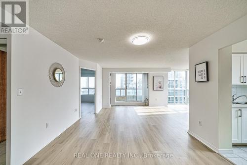 1902 - 3 Pemberton Avenue, Toronto (Newtonbrook East), ON - Indoor Photo Showing Other Room