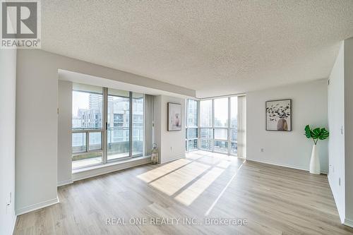 1902 - 3 Pemberton Avenue, Toronto (Newtonbrook East), ON - Indoor Photo Showing Other Room