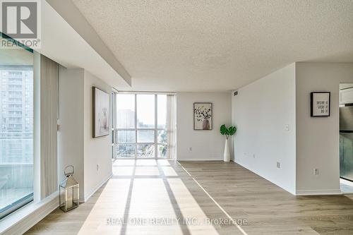 1902 - 3 Pemberton Avenue, Toronto (Newtonbrook East), ON - Indoor Photo Showing Other Room