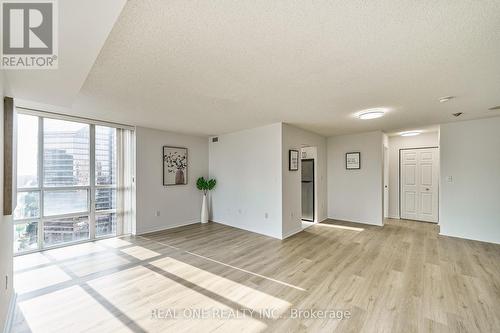 1902 - 3 Pemberton Avenue, Toronto (Newtonbrook East), ON - Indoor