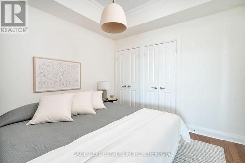 806 - 25 Scrivener Square, Toronto (Rosedale-Moore Park), ON - Indoor Photo Showing Bedroom