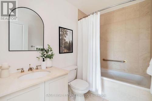 806 - 25 Scrivener Square, Toronto (Rosedale-Moore Park), ON - Indoor Photo Showing Bathroom