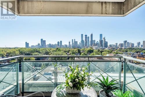 806 - 25 Scrivener Square, Toronto (Rosedale-Moore Park), ON - Outdoor With Balcony With View