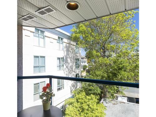 306-1063 Southgate St, Victoria, BC - Outdoor