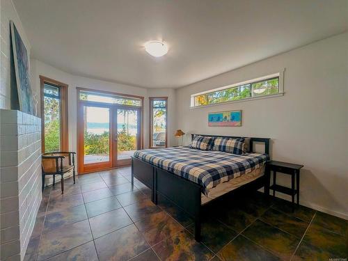 1214 North Beach Rd, Salt Spring, BC 