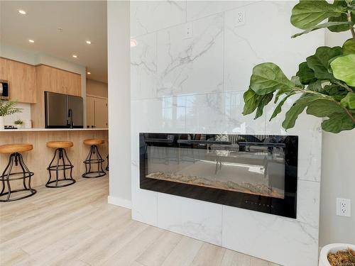 414-654 Granderson Rd, Langford, BC - Indoor Photo Showing Kitchen