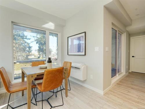 414-654 Granderson Rd, Langford, BC - Indoor Photo Showing Dining Room