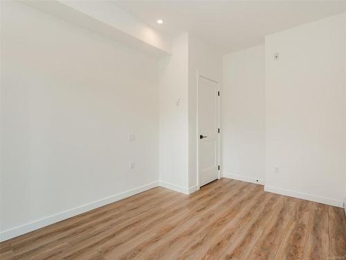 303-654 Granderson Rd, Langford, BC - Indoor Photo Showing Other Room