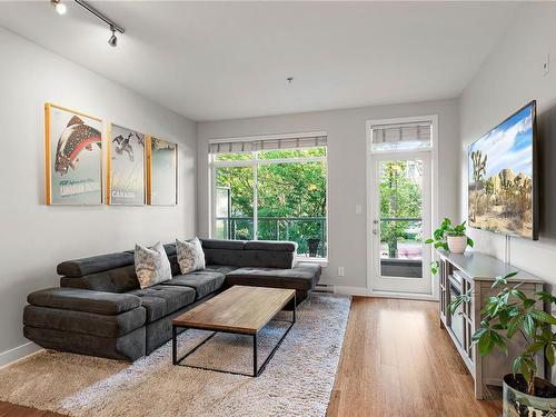 206-611 Goldstream Ave, Langford, BC - Indoor Photo Showing Living Room