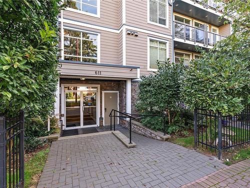 206-611 Goldstream Ave, Langford, BC - Outdoor