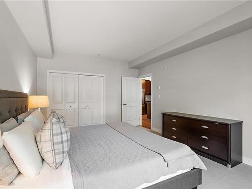 206-611 Goldstream Ave, Langford, BC - Indoor Photo Showing Bedroom