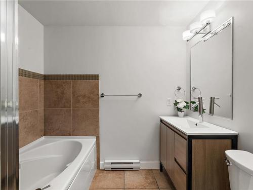 206-611 Goldstream Ave, Langford, BC - Indoor Photo Showing Bathroom