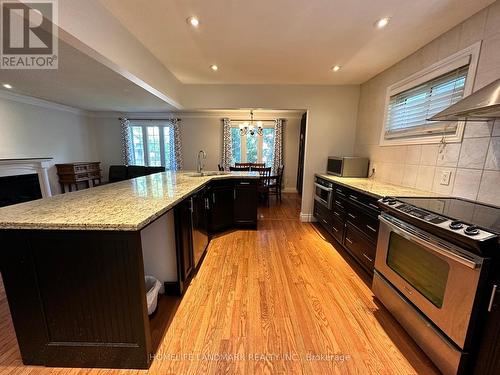 2406 Ventura Drive, Oakville, ON - Indoor Photo Showing Kitchen