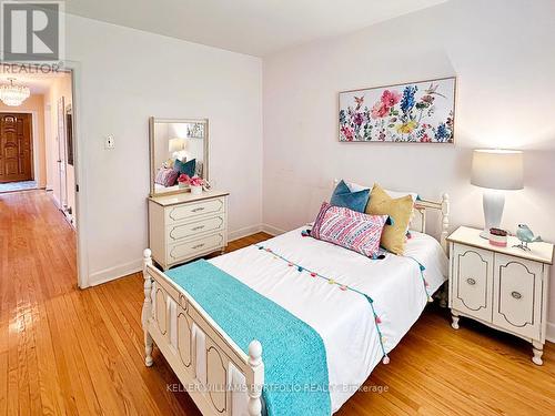 15 Nashland Avenue, Toronto (Princess-Rosethorn), ON - Indoor Photo Showing Bedroom