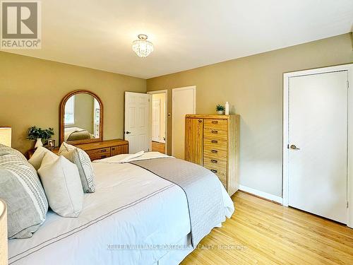 15 Nashland Avenue, Toronto (Princess-Rosethorn), ON - Indoor Photo Showing Bedroom