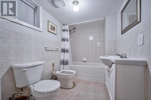 25 Yarrow Road, Toronto (Keelesdale-Eglinton West), ON - Indoor Photo Showing Bathroom