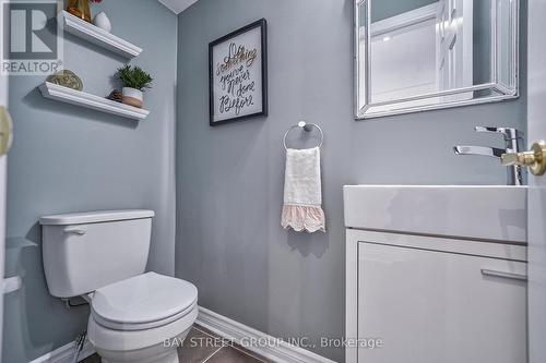 25 Yarrow Road, Toronto (Keelesdale-Eglinton West), ON - Indoor Photo Showing Bathroom