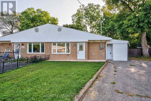 77 Lindsay Avenue, Newmarket (Bristol-London), ON - Outdoor