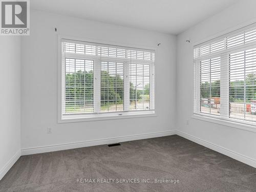 66 Stately Drive, Wasaga Beach, ON - Indoor Photo Showing Other Room