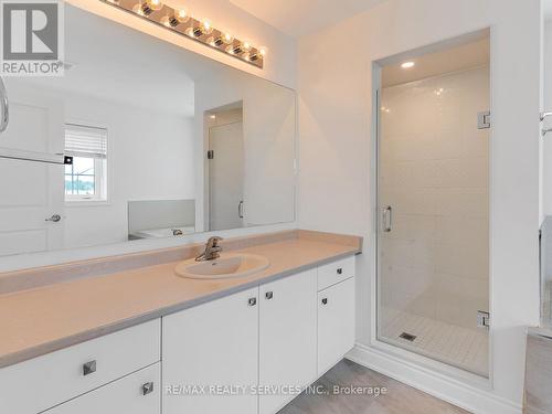 66 Stately Drive, Wasaga Beach, ON - Indoor Photo Showing Bathroom