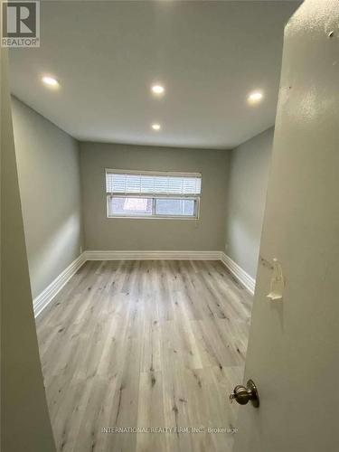 206 Carlton Street, Toronto, ON - Indoor Photo Showing Other Room