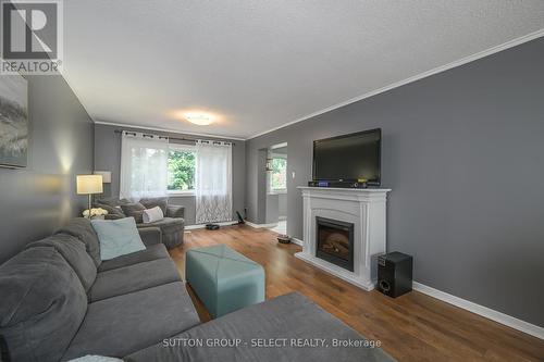 34 - 734 Wilkins Street, London, ON - Indoor Photo Showing Living Room With Fireplace