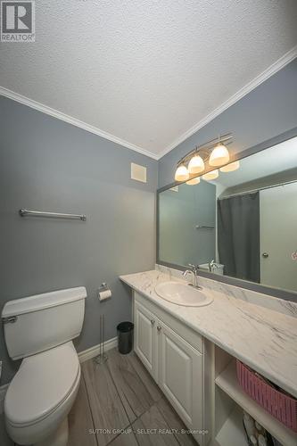 34 - 734 Wilkins Street, London, ON - Indoor Photo Showing Bathroom