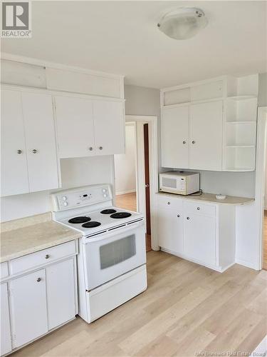 96 Simpson Drive, Saint John, NB - Indoor Photo Showing Kitchen