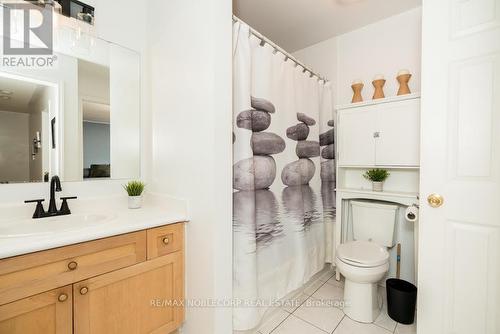 745 Edwards Avenue, Milton (Beaty), ON - Indoor Photo Showing Bathroom