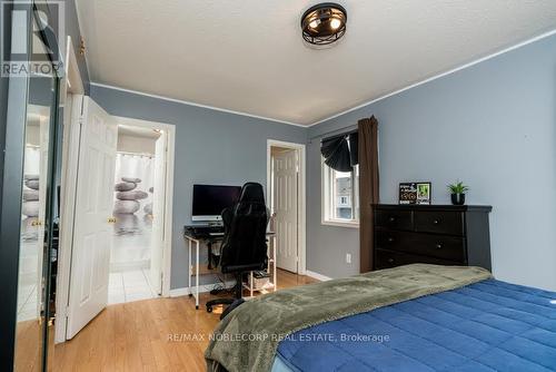 745 Edwards Avenue, Milton (Beaty), ON - Indoor Photo Showing Bedroom