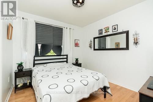 745 Edwards Avenue, Milton (Beaty), ON - Indoor Photo Showing Bedroom