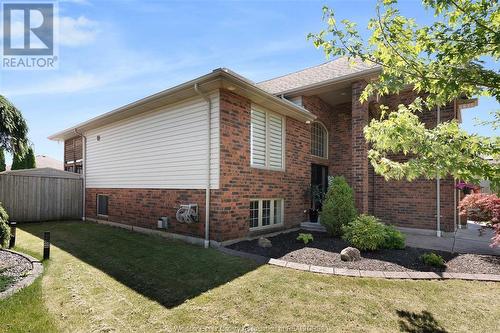 884 Westwood, Lakeshore, ON - Outdoor