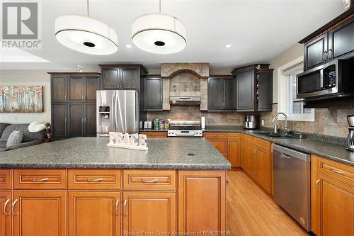 884 Westwood, Lakeshore, ON - Indoor Photo Showing Kitchen With Double Sink