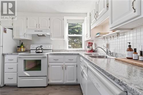 157 Broadway, Moncton, NB - Indoor Photo Showing Kitchen With Double Sink