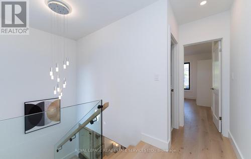 10 Tacoma Avenue, Toronto (Rosedale-Moore Park), ON - Indoor Photo Showing Other Room